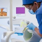 Protocole de nettoyage de l'unité dentaire : la désinfection des circuits d'aspiration