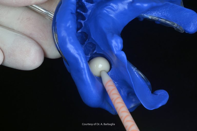 Resine termoplastiche e termoindurenti a confronto: pro e contro