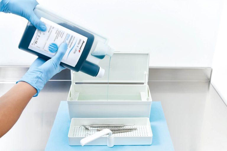 Come prevenire la diffusione delle infezioni negli studi dentistici