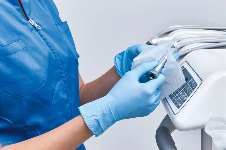 Disinfezione e sterilizzazione dei manipoli odontoiatrici